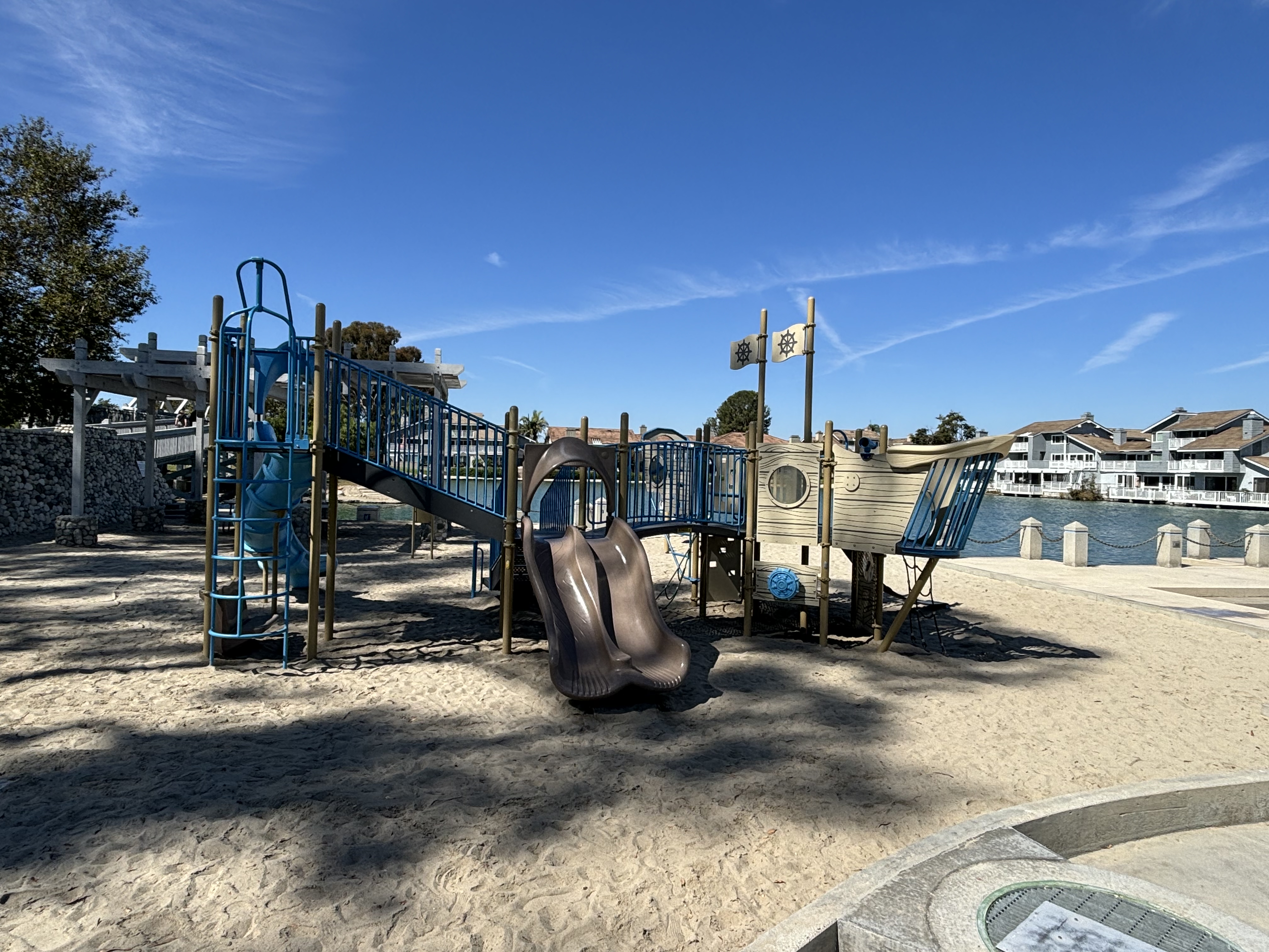  Pirate Ship Adventure Playset