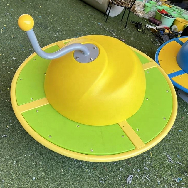 Outdoor 360 Degree UFO-Shaped Kids Swivel Chair 