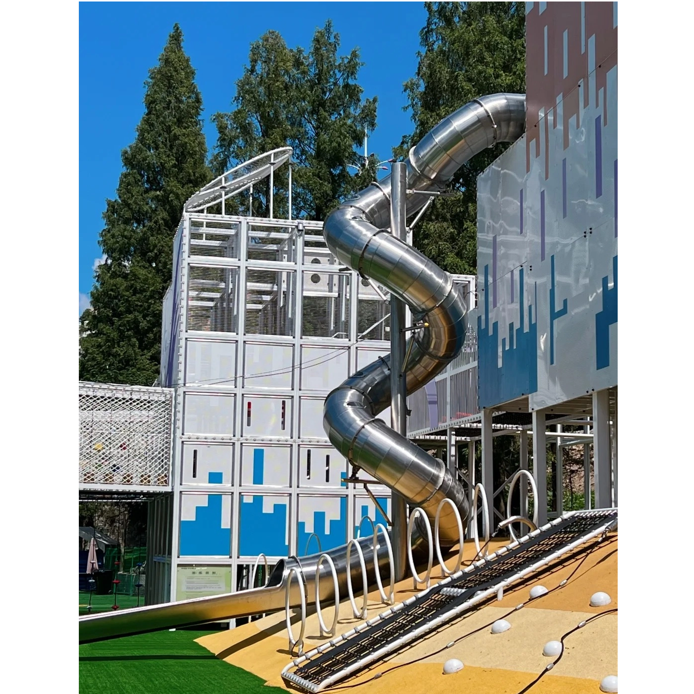 Free Design Space Theme Big Outdoor Play Equipment Stainless Slide Amusement Park Equipment Children Playground