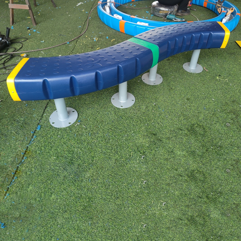 Children's Outdoor Sensory Training Equipment Set S Balance Canoe Bridge Play Equipment Used in Parks School Playgrounds