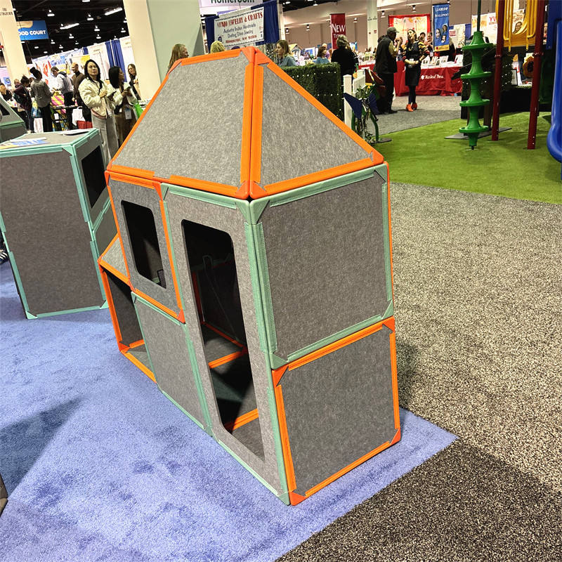 2025 Hot Sell Magnetic Panel Playhouse DIY Panel Kit Big Set Lightweight Panels with Built-in Magnets Large Construction Toy