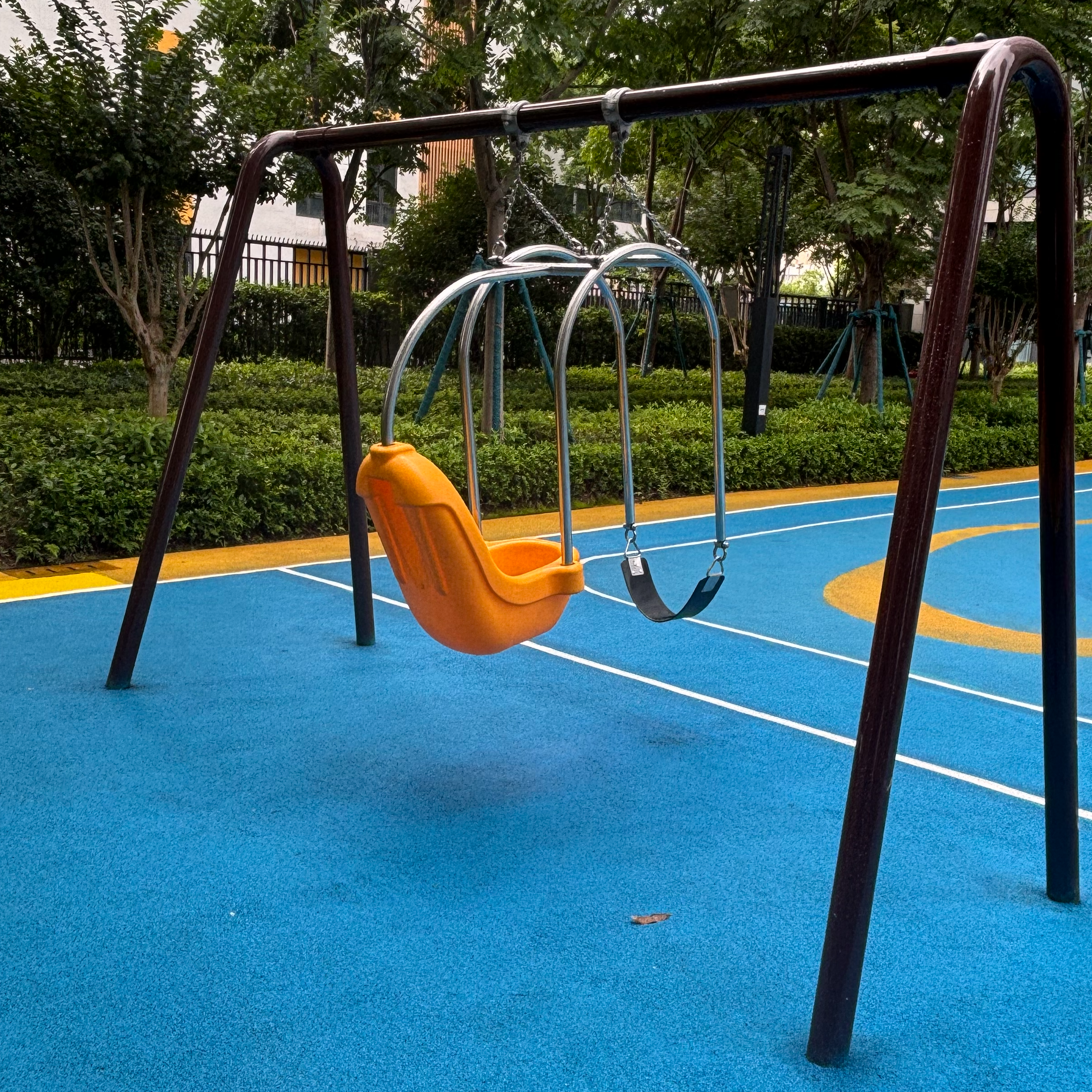 Durable Outdoor Double Swing Set for Park and Community Use