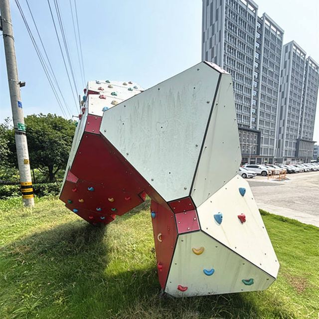 2025 New Outdoor Rock Climbing Wall Large Equipment Playground Versatile Systems for Kids & Adult