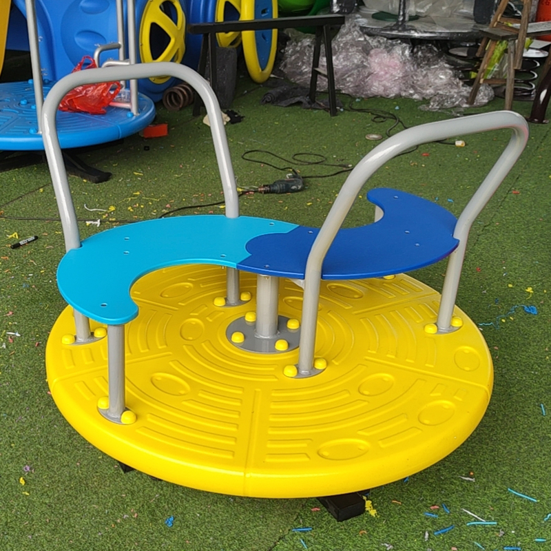 Children's powerless merry-go-round Safety swivel seat with railing High quality outdoor equipment multi-person swivel chair
