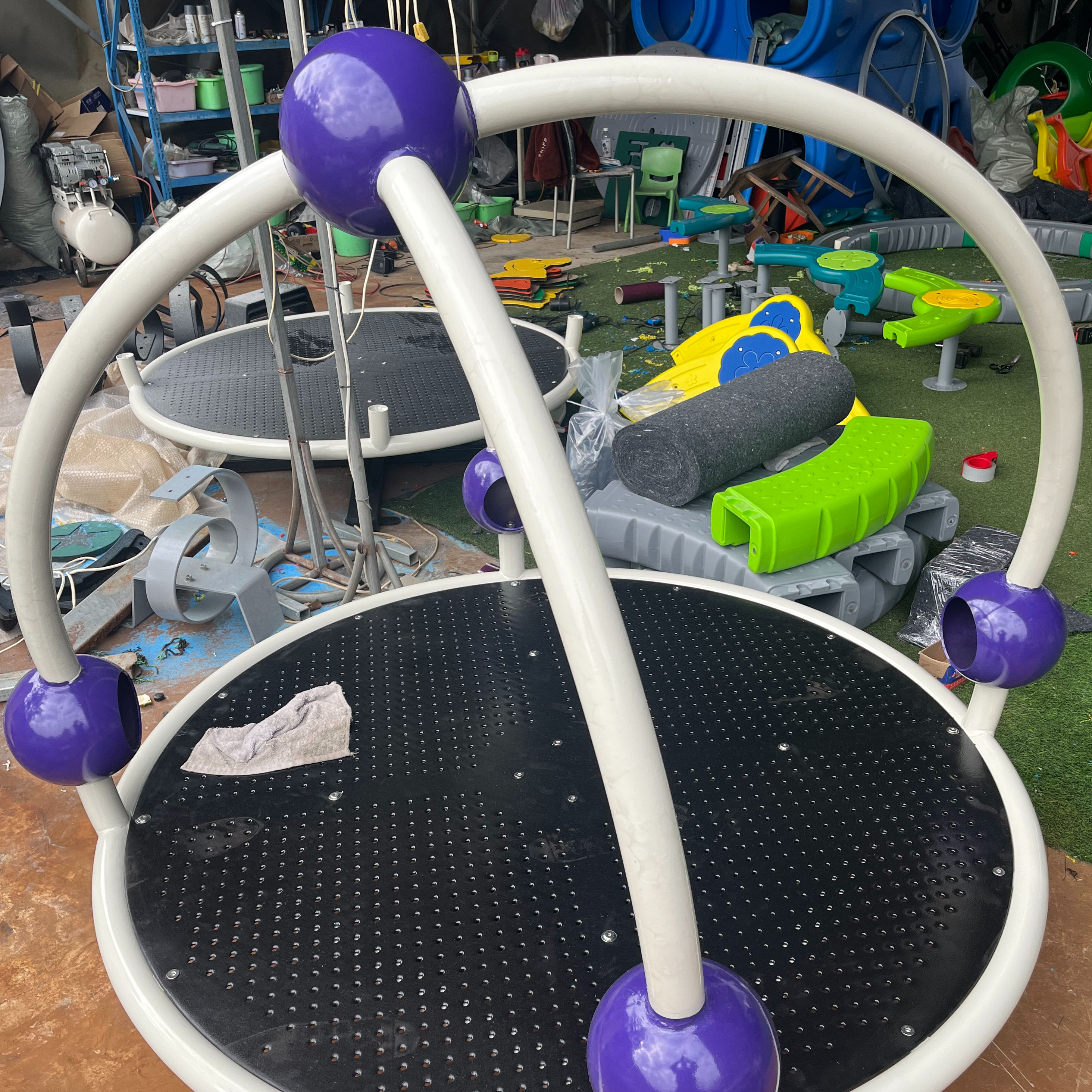Wholesale Children's Outdoor Carousel Kindergarten Playground Equipment Game Rotating Seat Set
