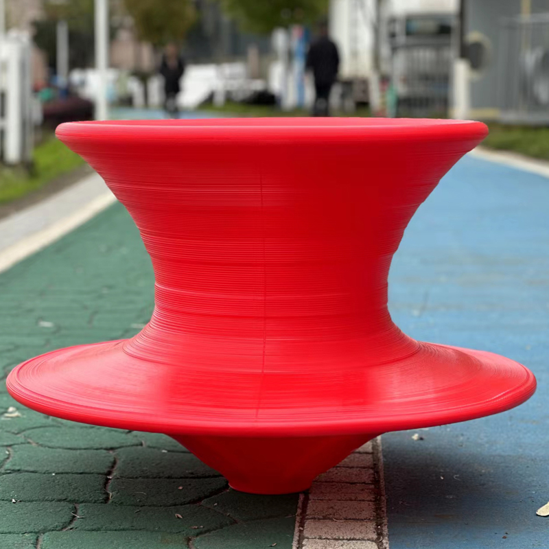 Children's 360 Degrees Rotating Plastic Gyro Chair Indoor and Outdoor Balanced Swivel Chair for Playground Use