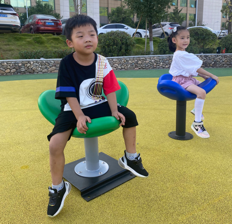  Merry-Go-Round Swivel Chair Suitable for Kids for Kindergarten