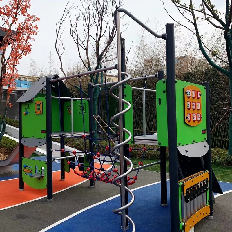 2025 Customized Large Outdoor Slide Playground for Children Commercial PE Board Playhouse