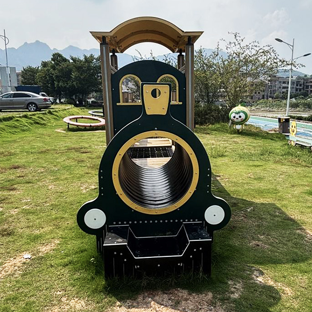 Children's Playground High Quality Custom Outdoor Non-powered Train PE Board Playhouse.